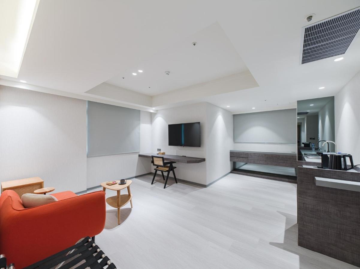 Dahu Park Hotel Тайпей Екстериор снимка